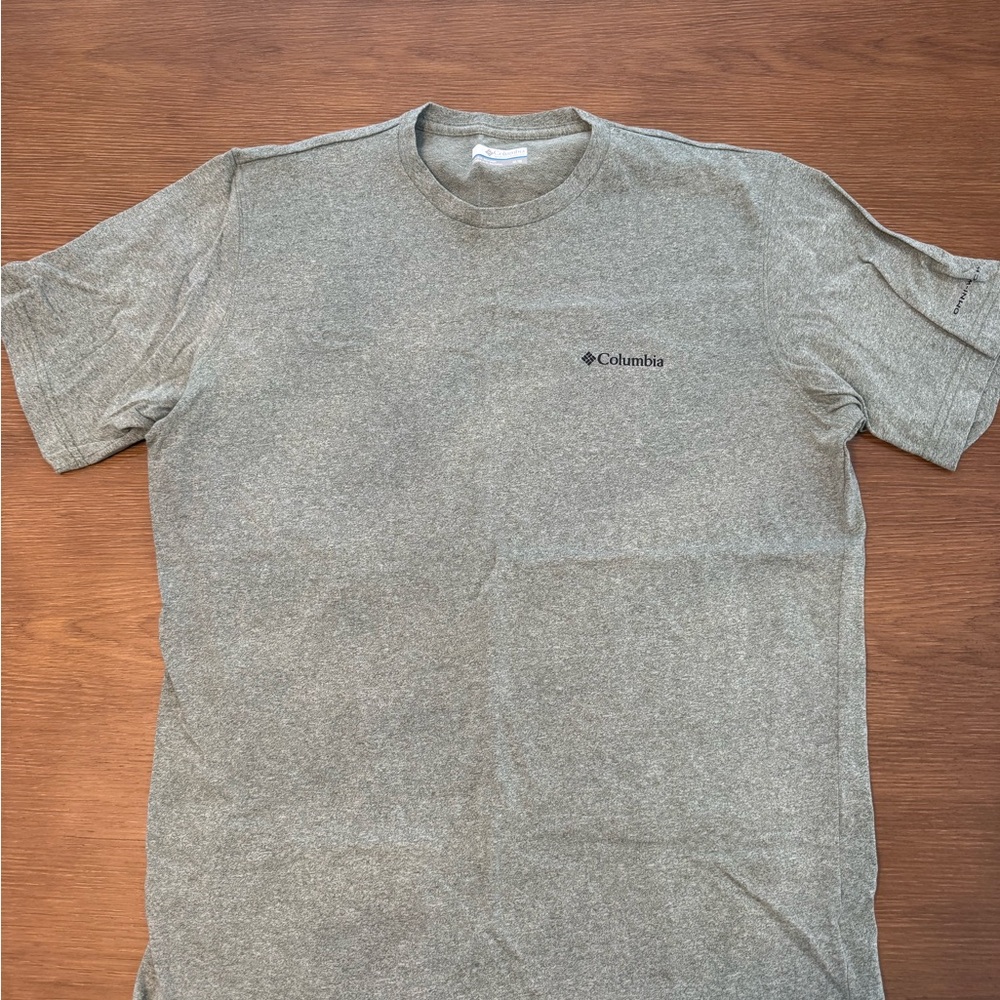 Columbia Men's Green Short Sleeve Tee